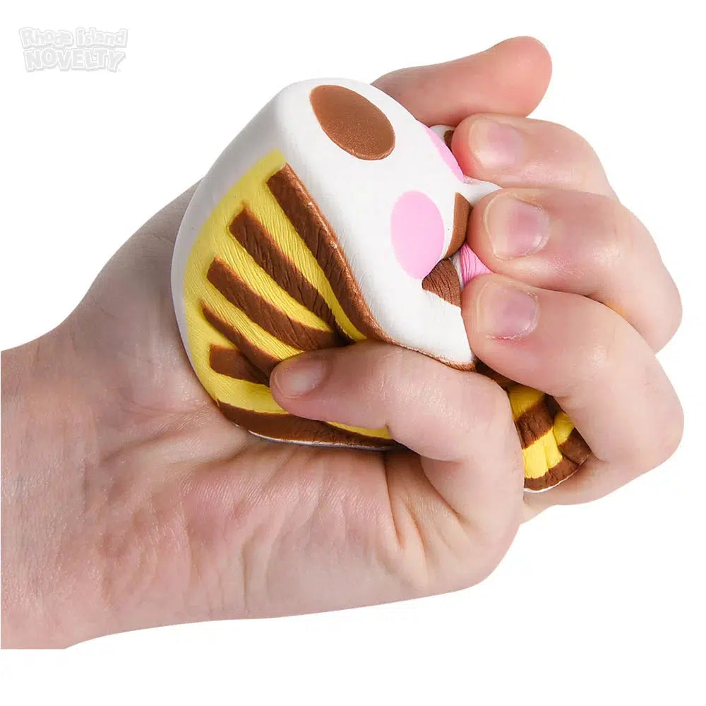 The Toy Network-3.5" Squish Cake--Legacy Toys